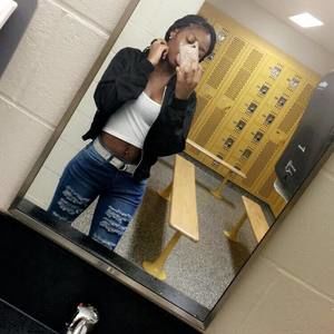 Meet your Posher, Latesha