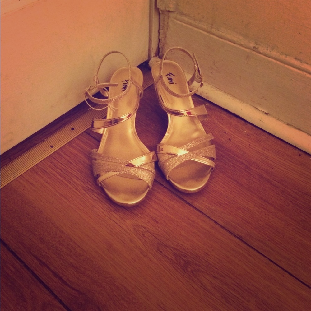 Fioni Shoes