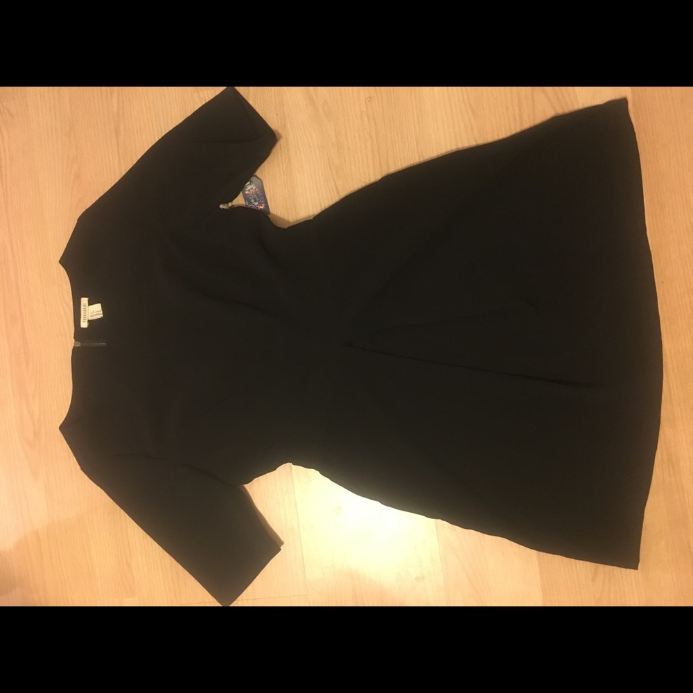 Mid sleeve black special occasion dress