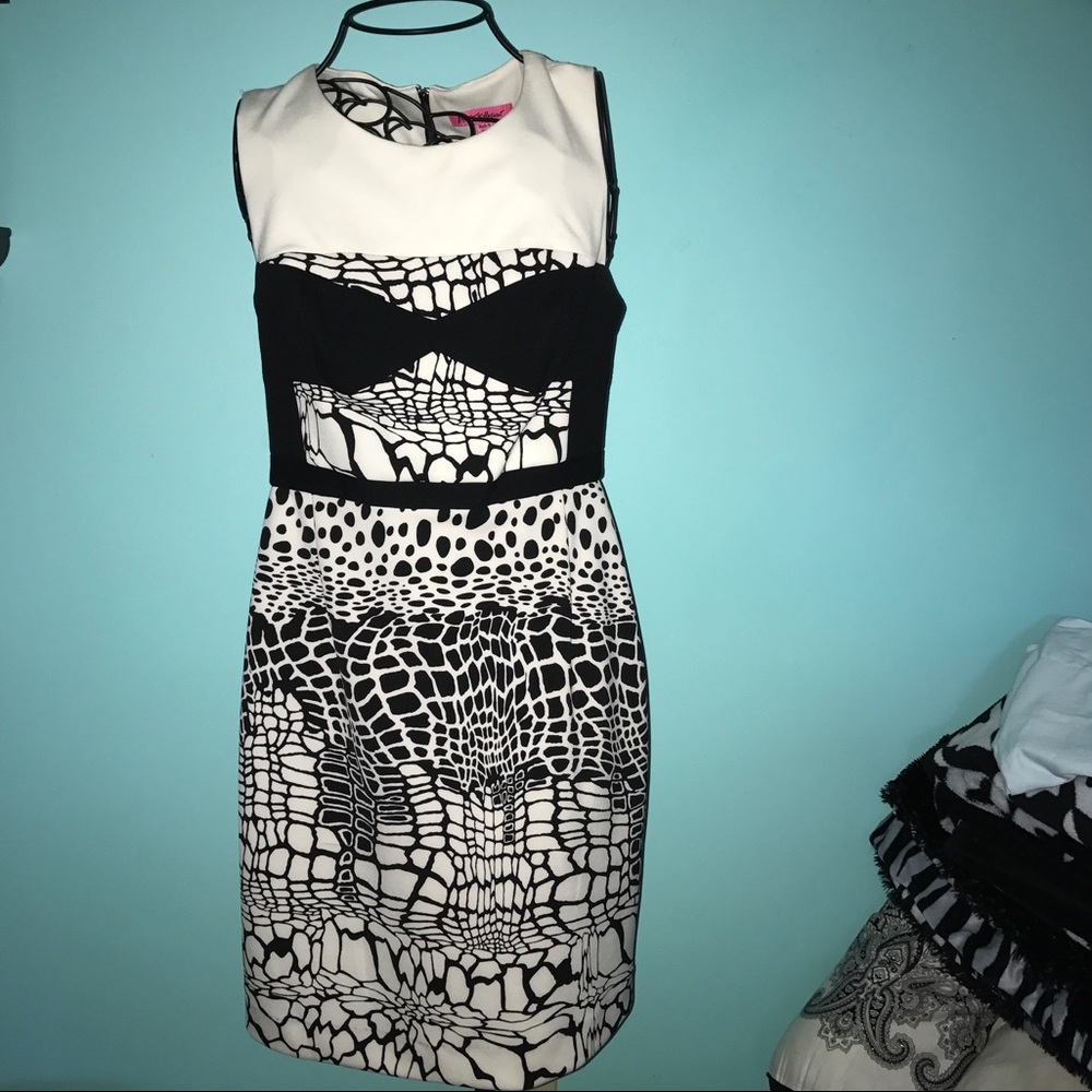 Betsey Johnson dress