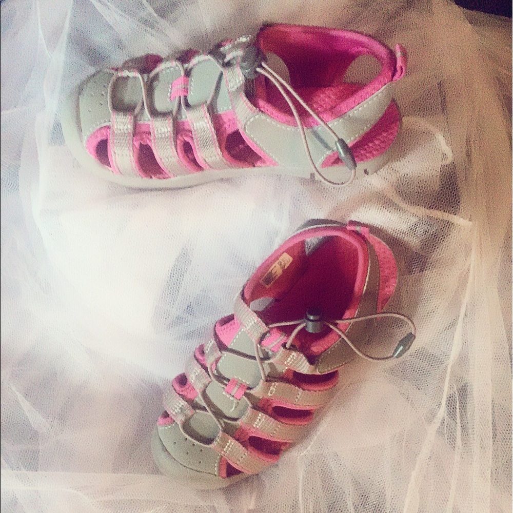 ⭐️ great condition sneaker sandals ⭐️