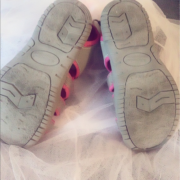 ⭐️ great condition sneaker sandals ⭐️ - Picture 5 of 5