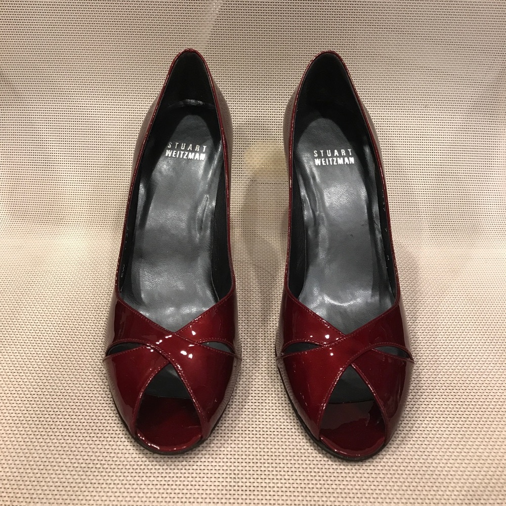 Stuart Weitzan pumps