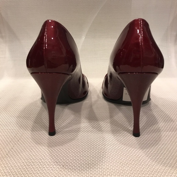 Stuart Weitzan pumps - Picture 4 of 4