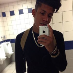 Meet your Posher, Cesar