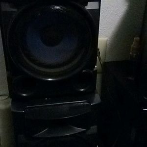 Meet your Posher, Delilah