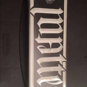 Kat Von D Metal Matte