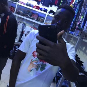 Meet your Posher, Troy