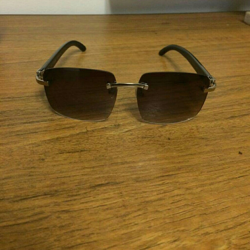 Cartier buffs glasses
