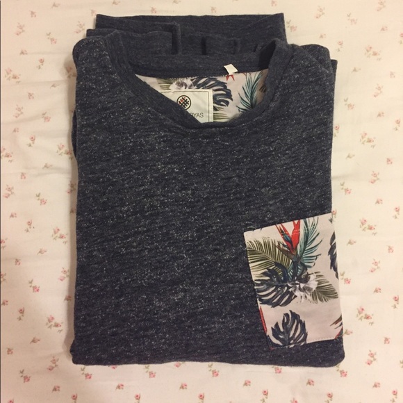 on the byas Shirts - MENS- On the Byas Sweatshirt on the byas Shirts - MENS- On the Byas Sweatshirt