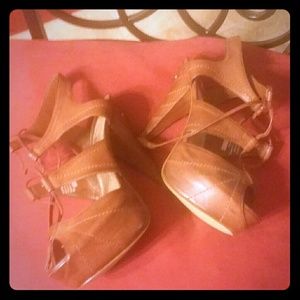 Jordan Tan Tassel Lace Up