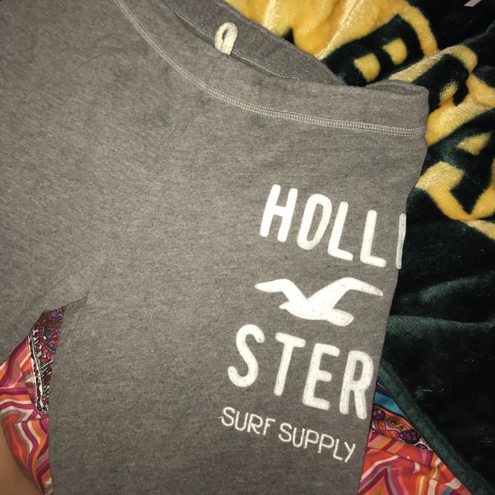 Hollister XS grey sweats!