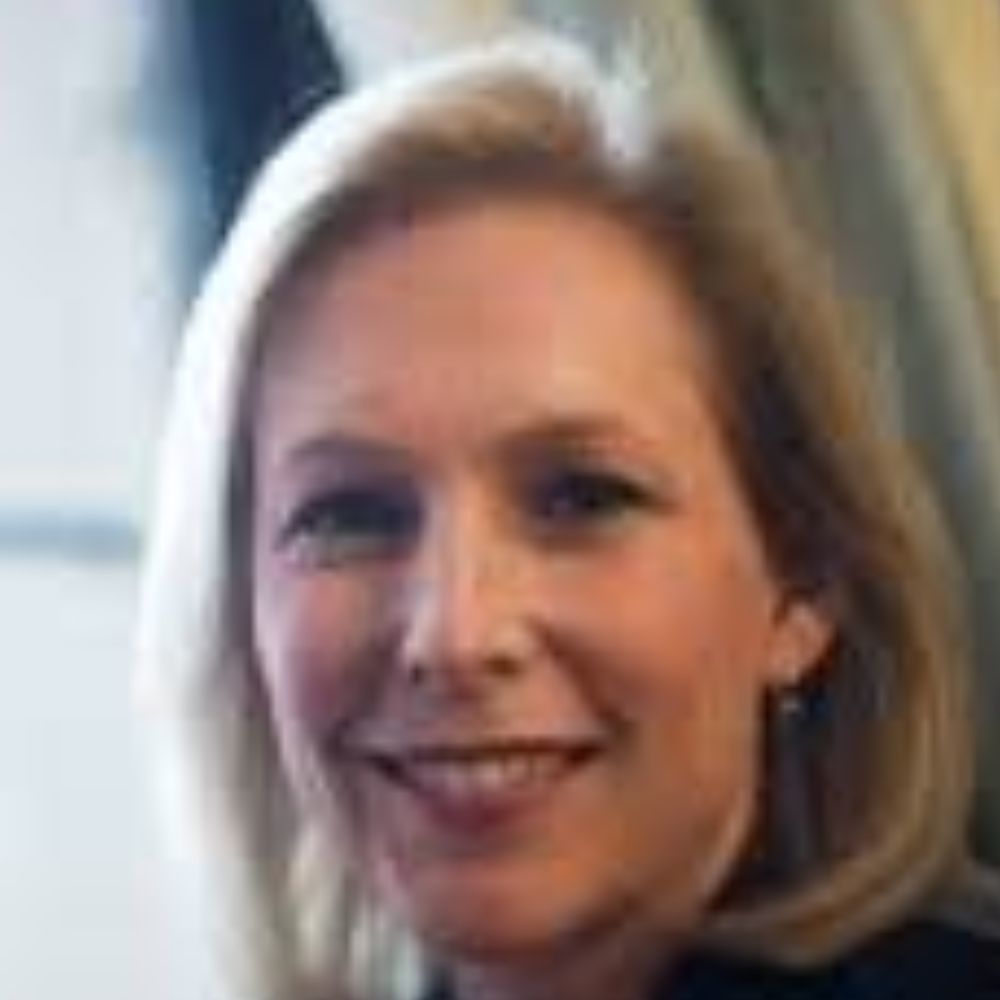 Meet your Posher, Miay