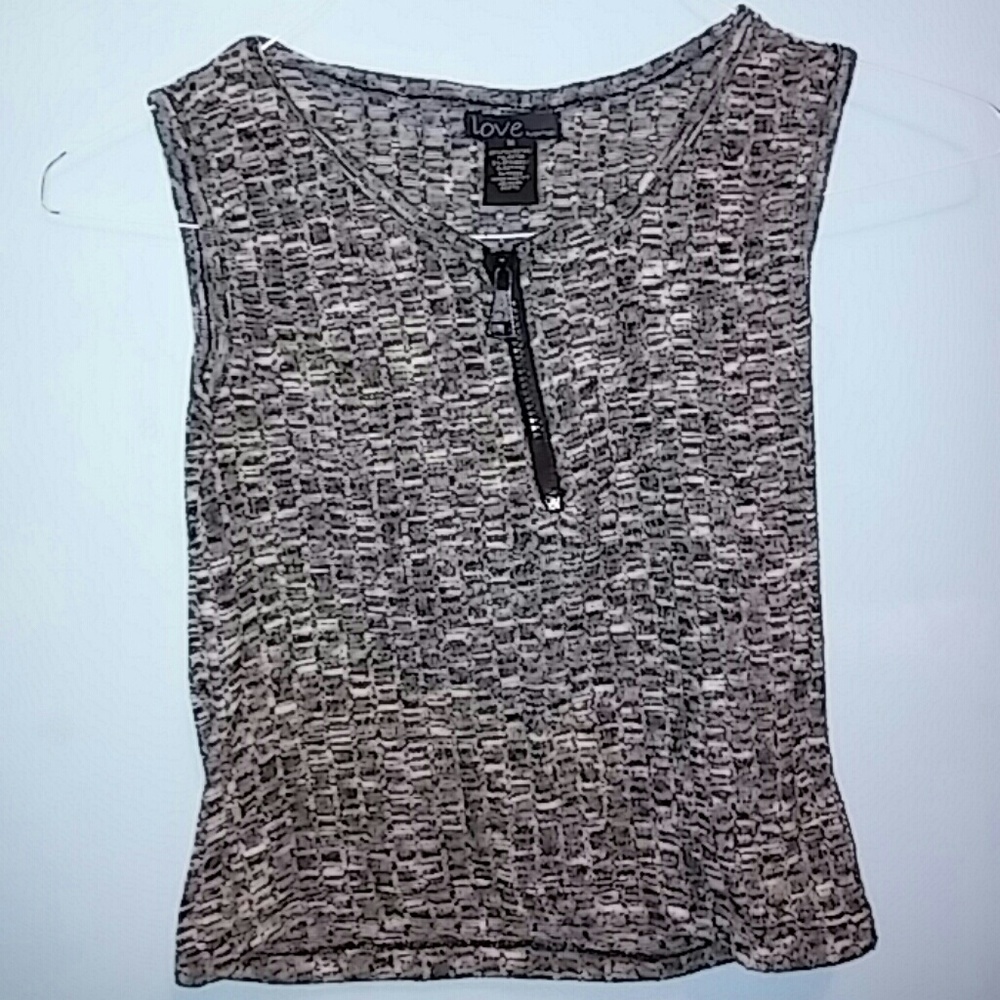 Zippered top