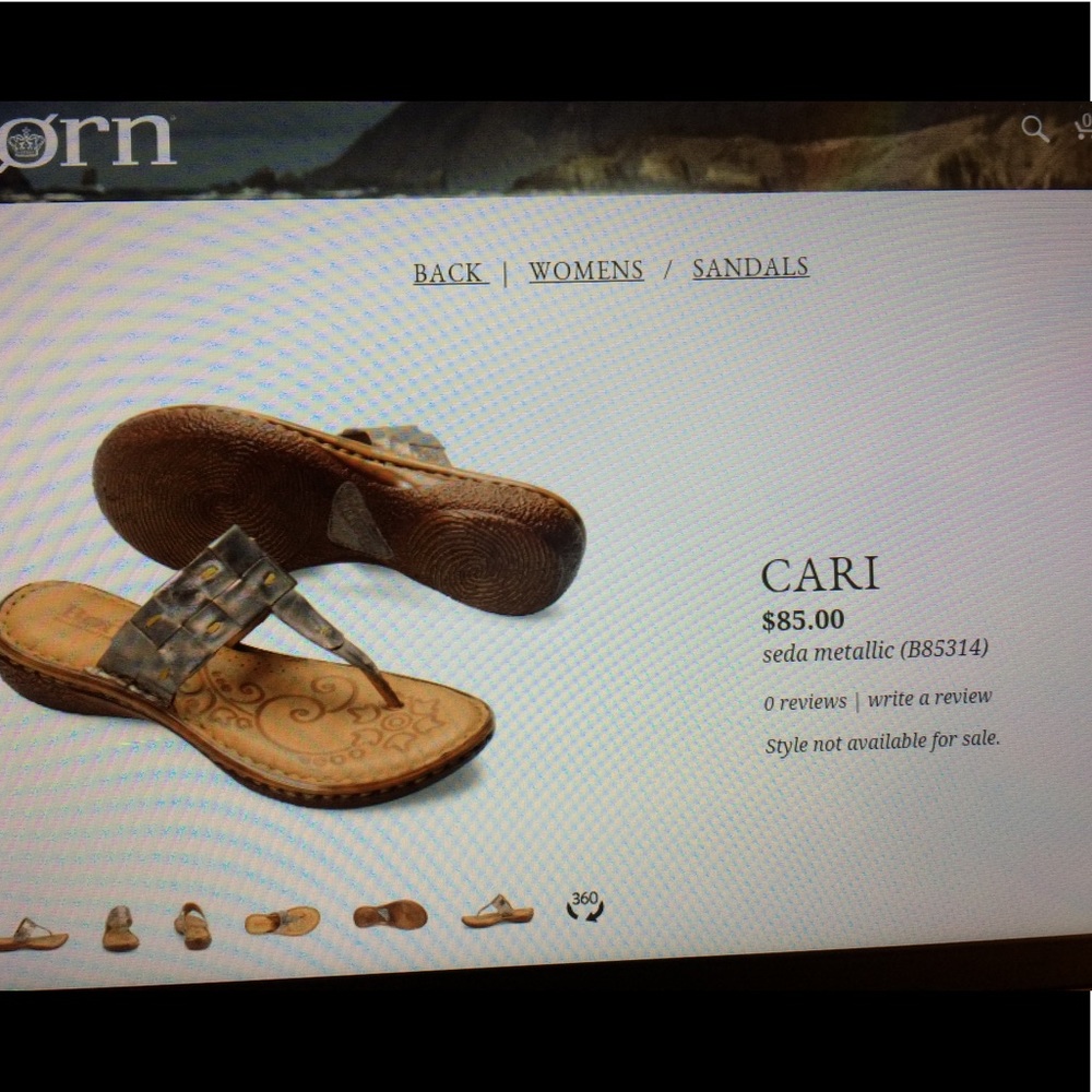 NWT born metallic color sandals