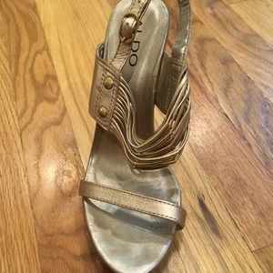 Aldo gold heeled sandals