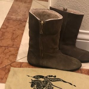 Burberry Olive Green Shearling Boots