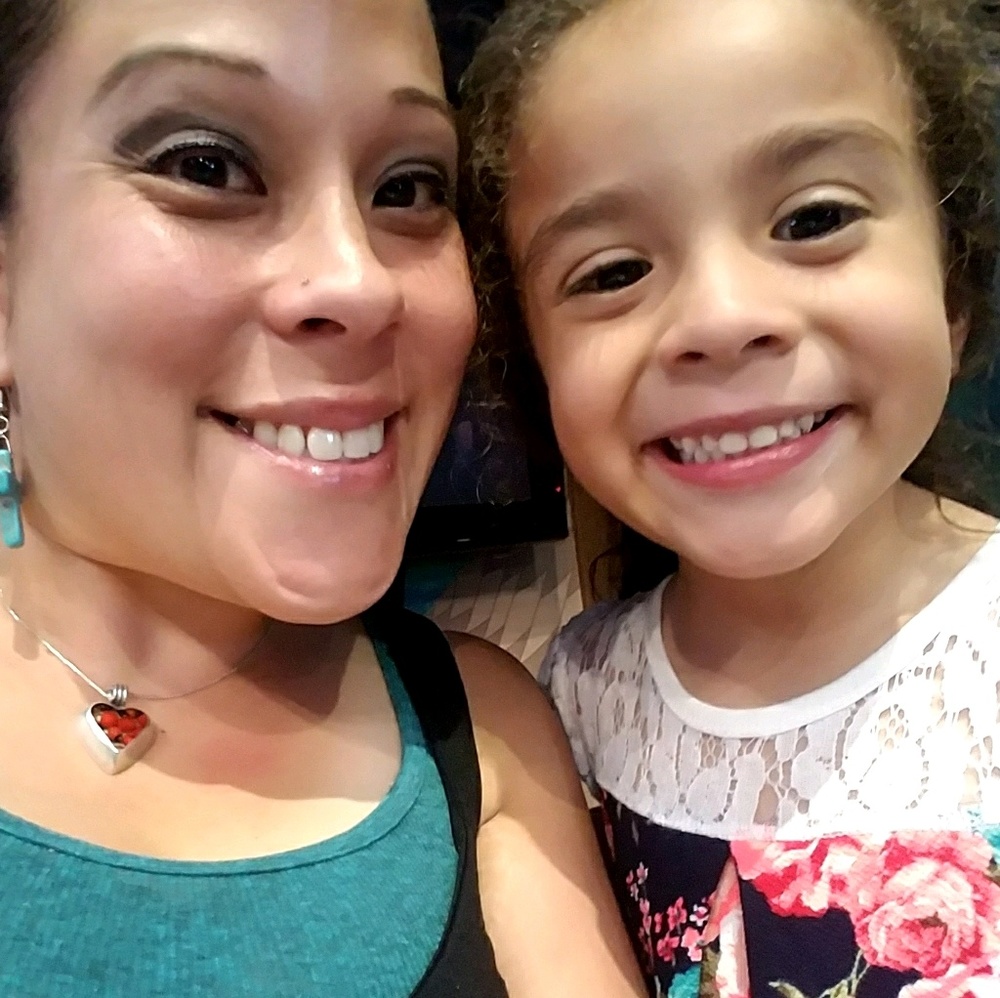 Meet your Posher, Yingmey