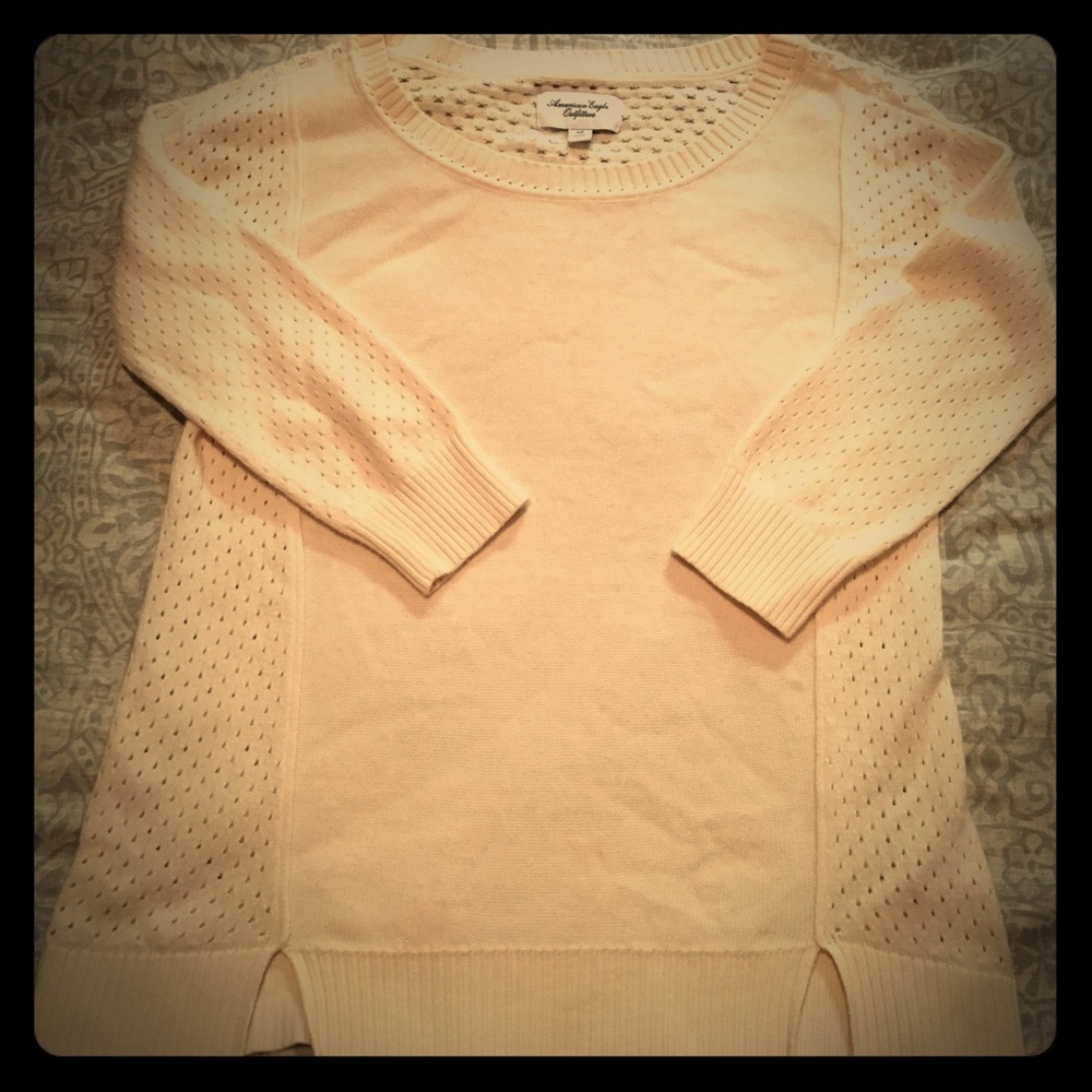 American Eagle Sweater