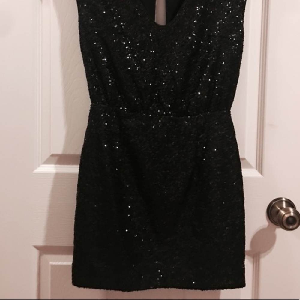 Sequined lbd - Picture 3 of 8