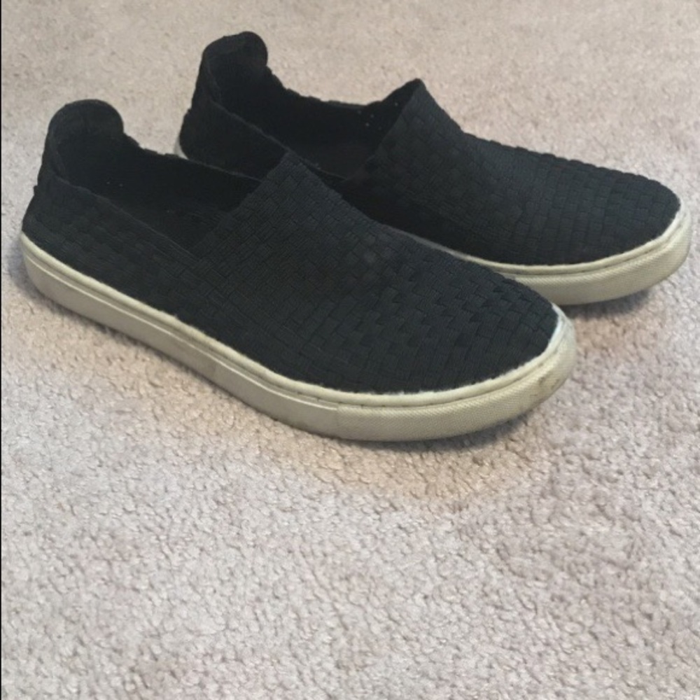 Candie's Slip-Ons