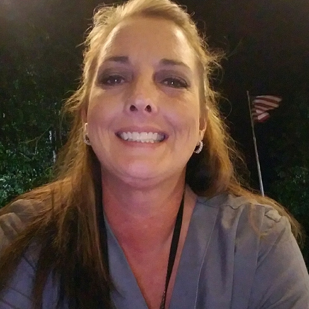 Meet your Posher, Sharon