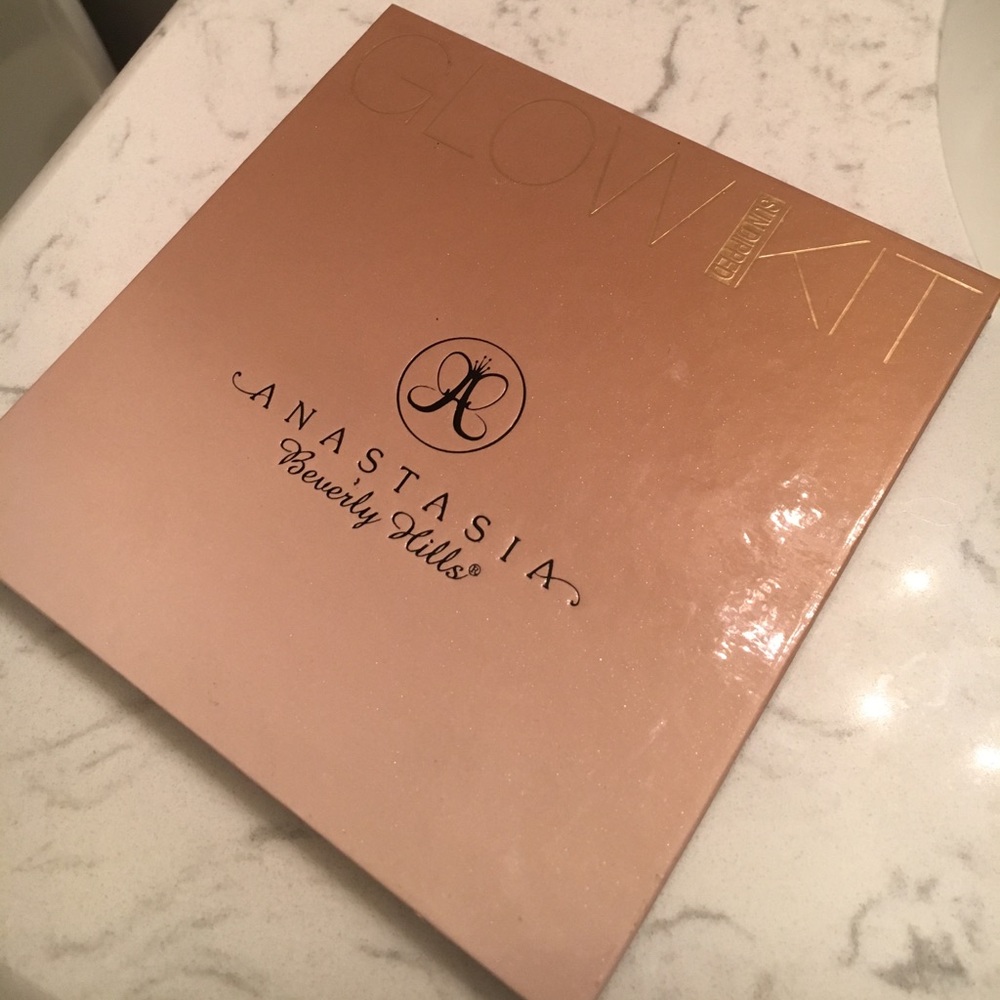 Anastasia glow kit "Sun dipped"
