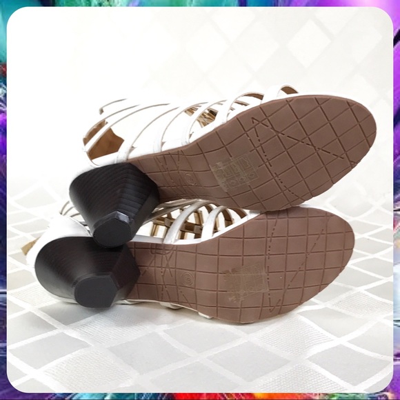 NEW White Low-Heel Strappy Gladiator Sandals - Picture 7 of 8