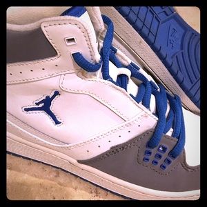 NIKE Jordan Basketball Youth Boys 4Y