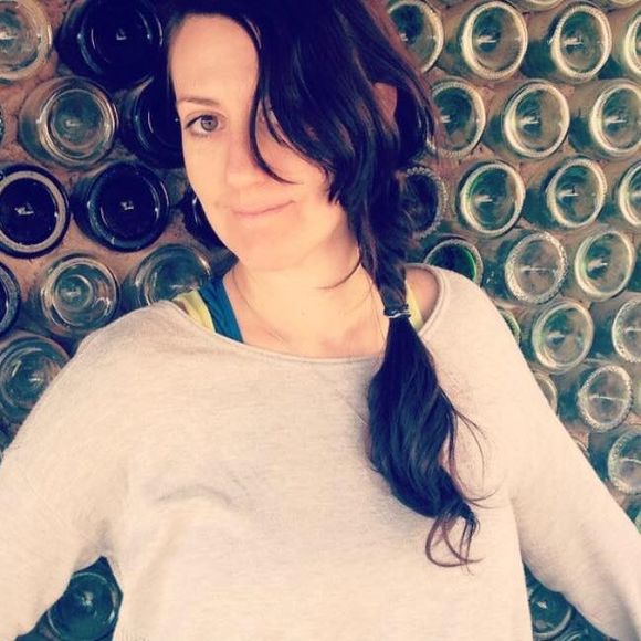 Meet your Posher, Michelle - Picture 1 of 1