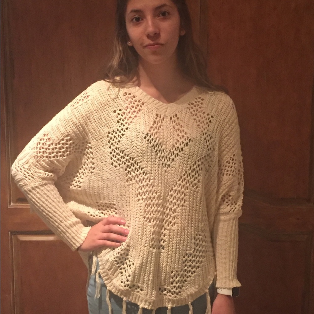 ❤️SOLD❤️LOVE ON A HANGER SWEATER