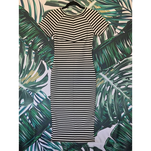 THE FIFTH LABEL Constellation Dress | BlkWht - Picture 3 of 5