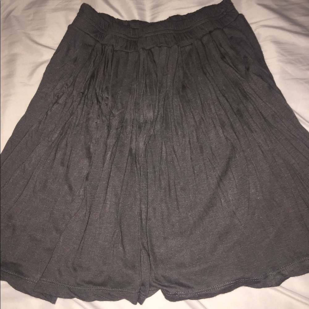 Brandy Melville Gray skirt