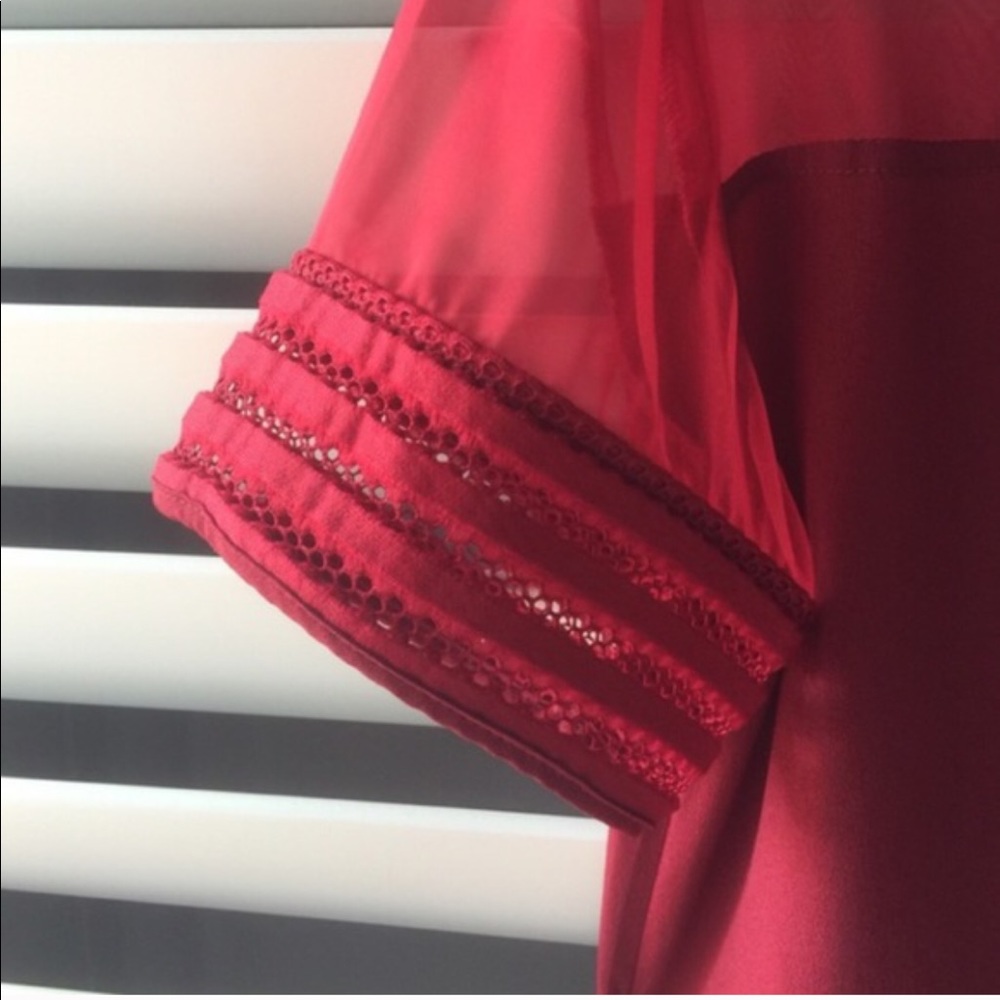 Gourgeous elegant Rio blouse - Picture 2 of 4