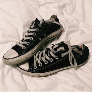 Black converse