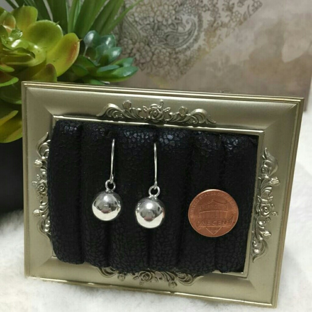 💥💥 SALE 💥💥950 Silver Pearl  Earrings
