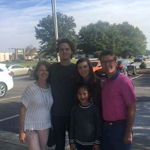 Meet your Posher, Aaron