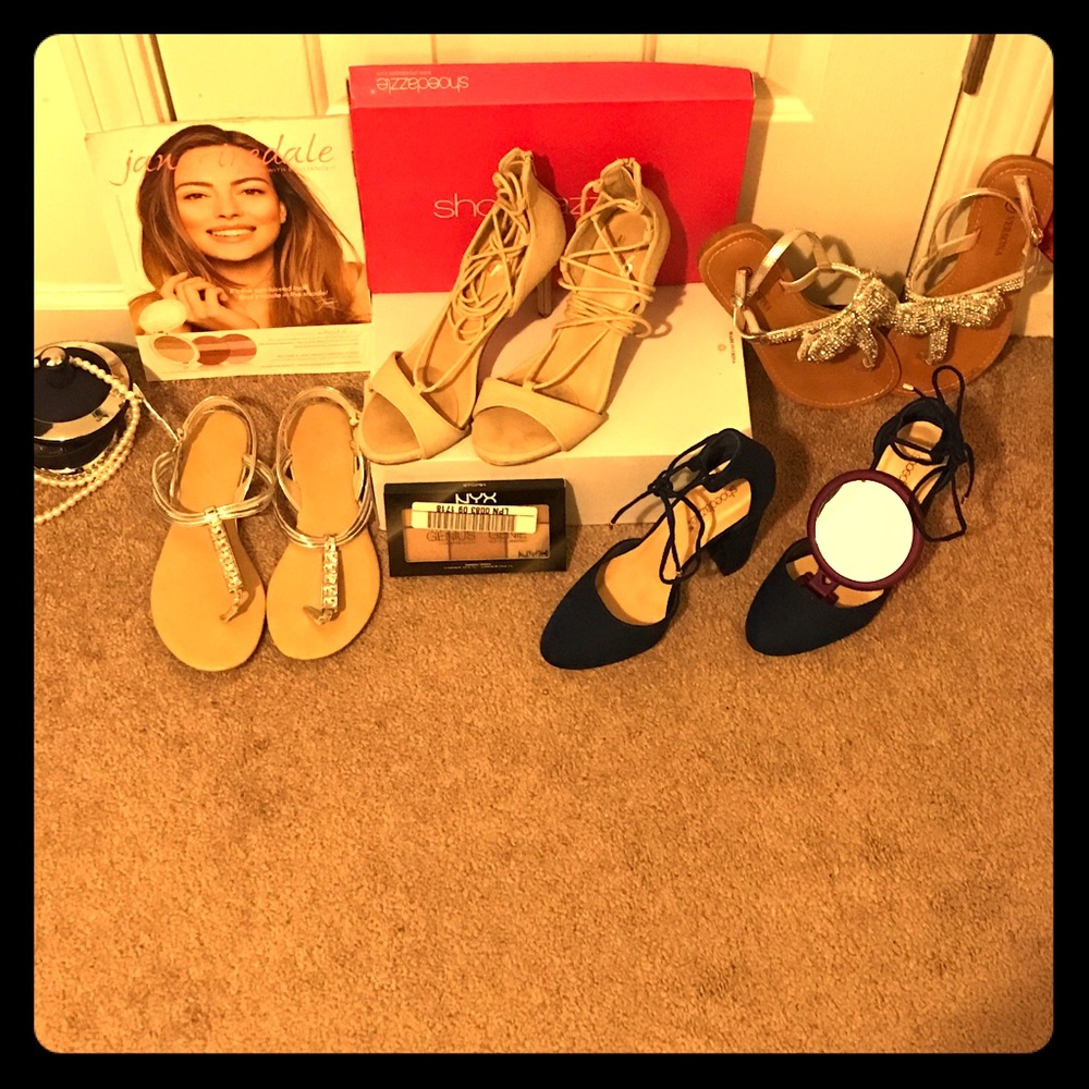 #Amazing shoe 👠 bundle, and it's NOT 🤗SPAM! 🗣👀