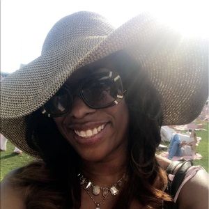 Meet your Posher, Giana