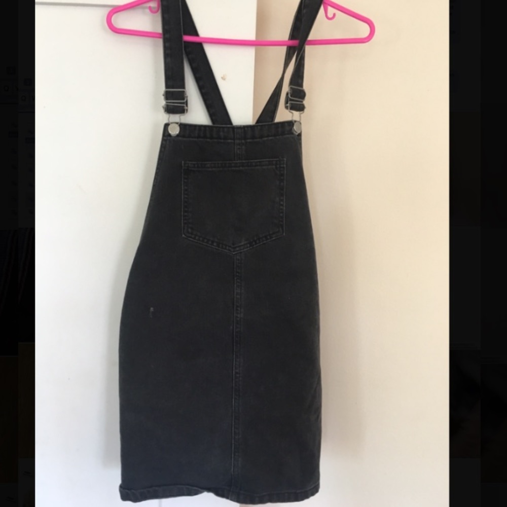 TopShop Black Overall Dress - Picture 3 of 3