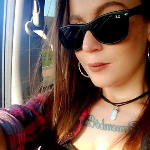 Meet your Posher, Carrie