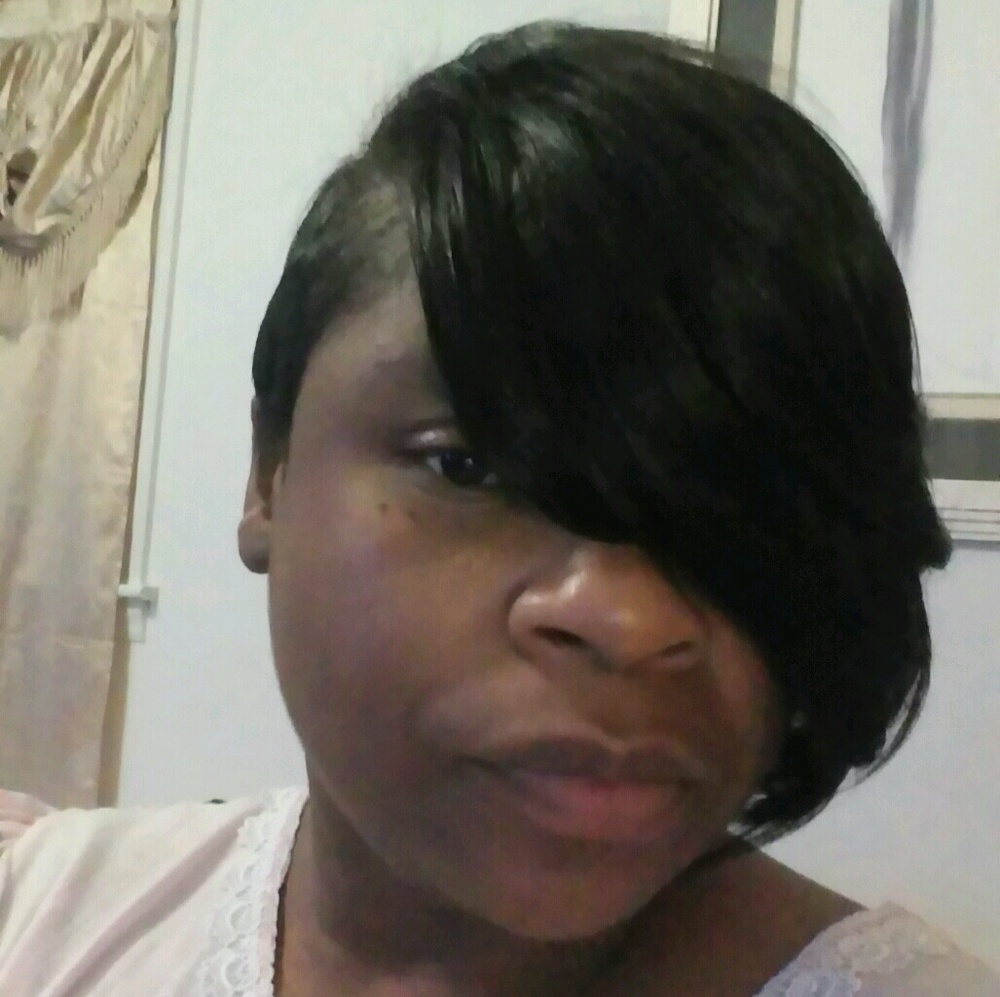 Meet your Posher, Denikia