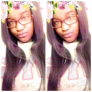 Meet your Posher, Elyse