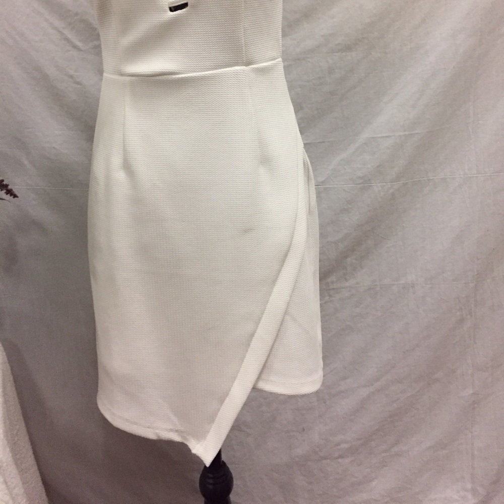 The Clothing Company Sexy Lace Back Envelope Dress - Picture 3 of 5