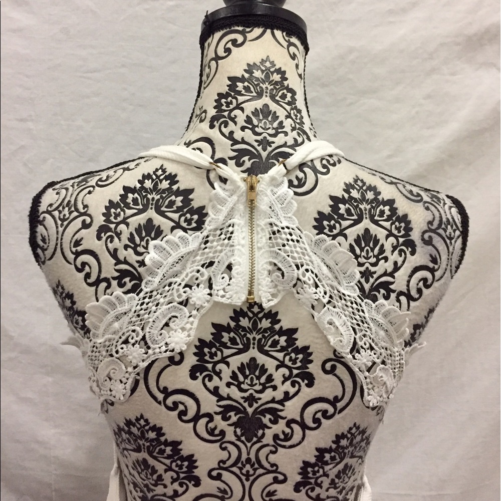 The Clothing Company Sexy Lace Back Envelope Dress - Picture 5 of 5