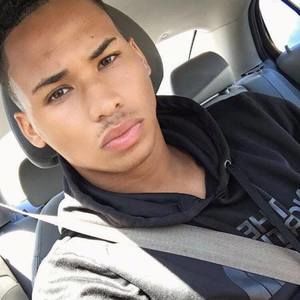 Meet your Posher, Jerome