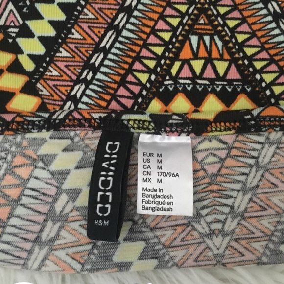 Divided Halter top - Picture 2 of 2