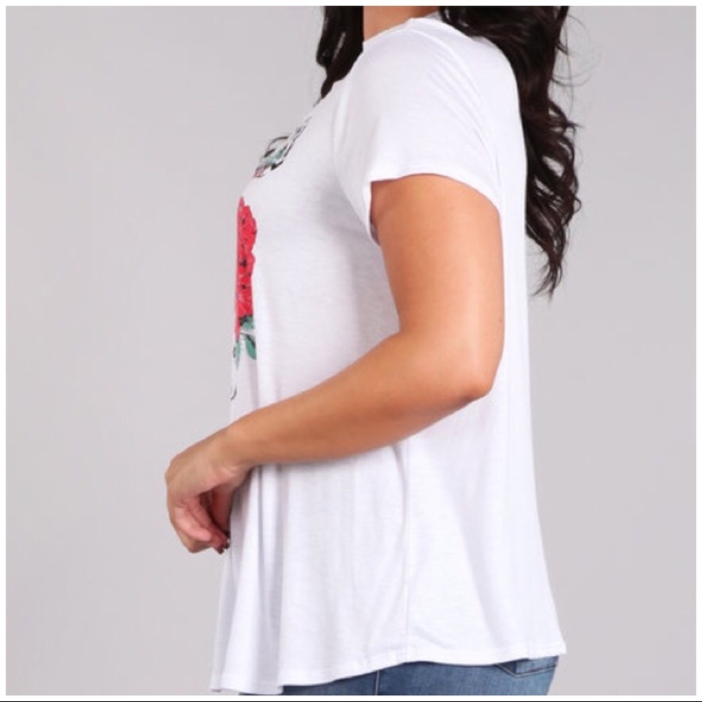 LAST ONE! Plus Size Lace Up Skull Tee - Picture 4 of 5
