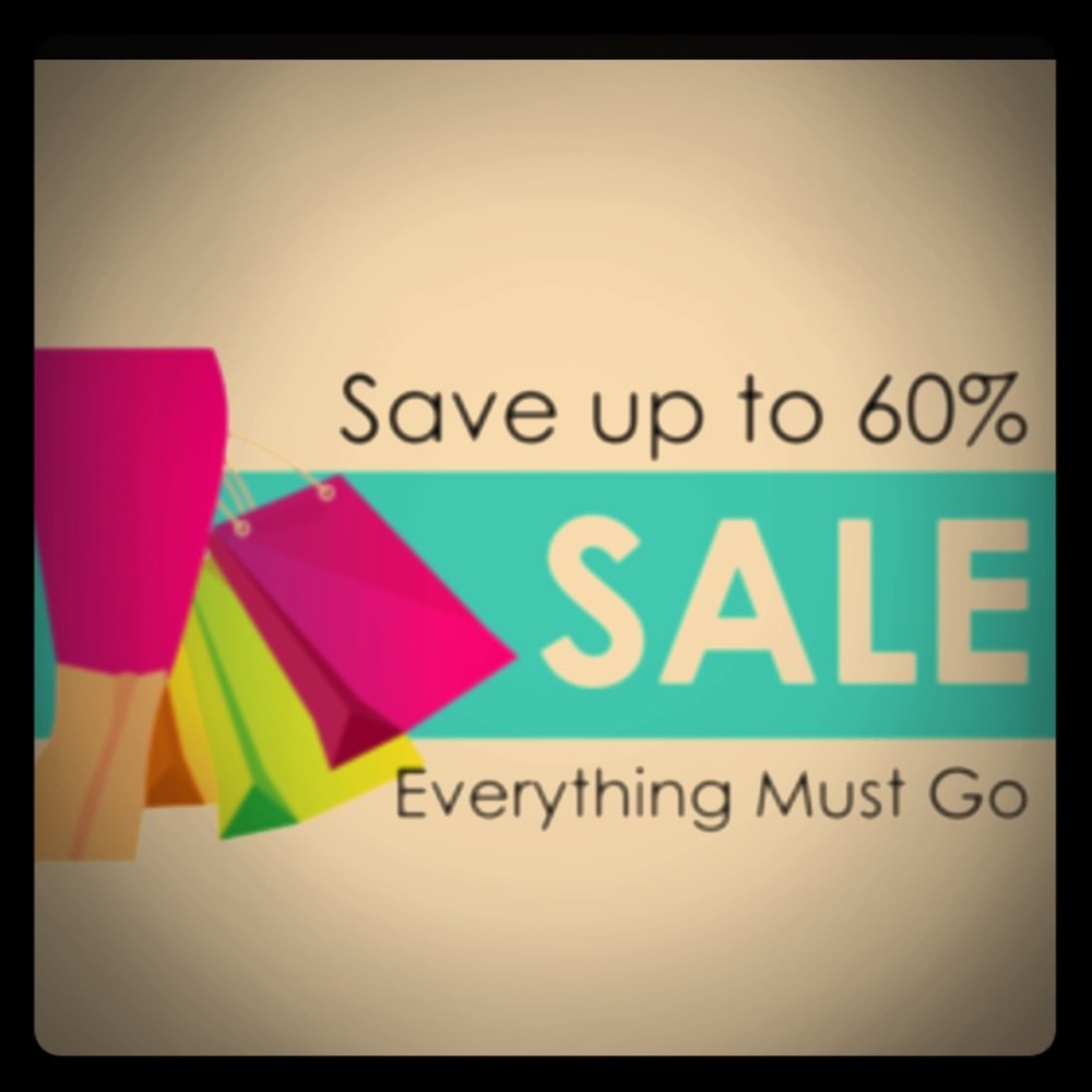 60% off in my closet! 📦💃🏽💄💜🤗 ‼️#SelectFew!👀