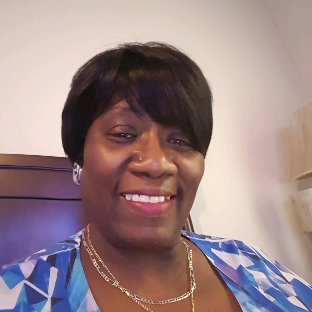 Meet your Posher, Phyllis